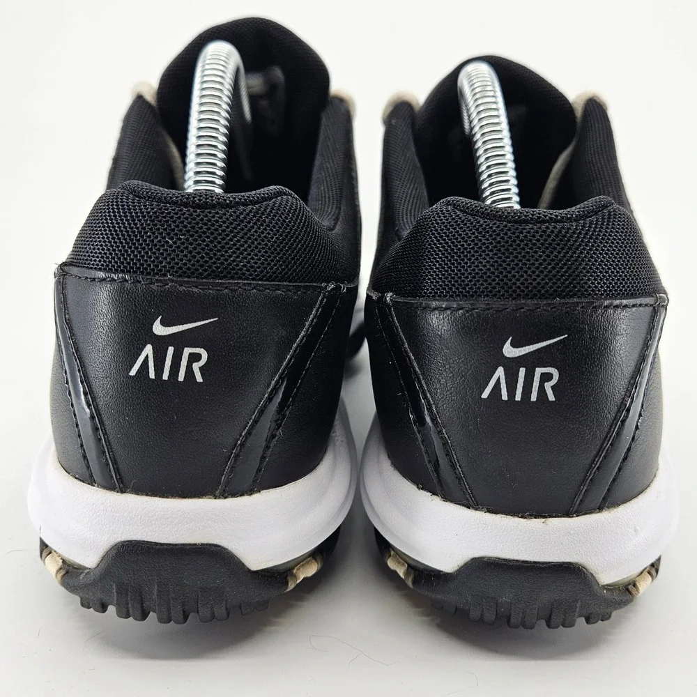 Nike tee off